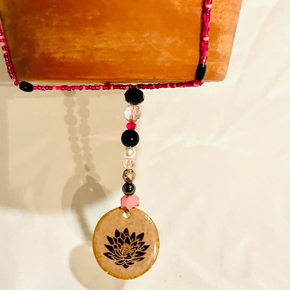 Hand beaded hanging plant holder measures Approx 32” long - Picture 3 of 8
